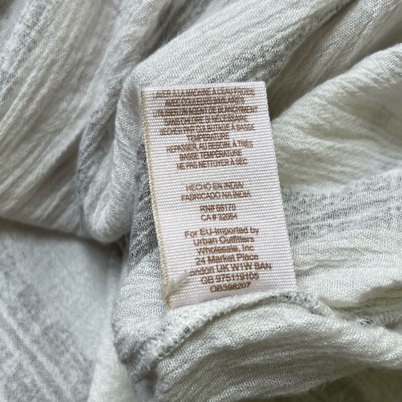 Free People Magic Pullover Top in Vanilla Combo - Picture 7 of 13